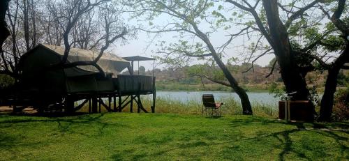 Windhoek West Otro | Camp Hogo Kavango