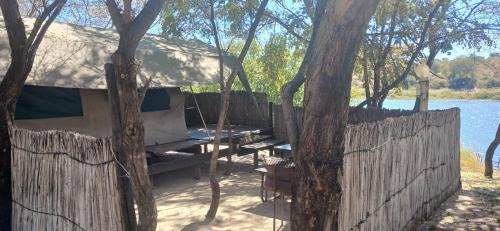 Windhoek West Otro | Camp Hogo Kavango