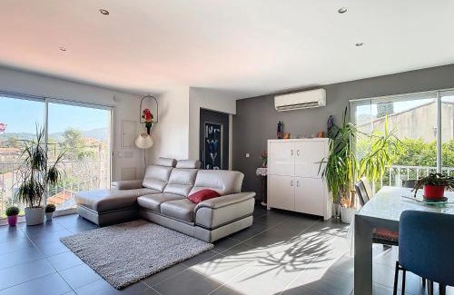 Auriol Casa | Campagne en ville Villa T3 75m2 Jardin 60m2