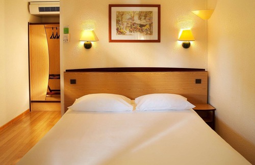Cholet Hotel | Campanile Cholet