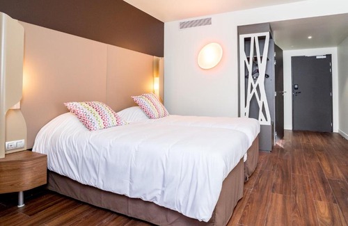 Aubagne Hotel | Campanile Marseille Est - Aubagne