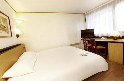 Villefranche-sur-Saone Hotel | Campanile Villefranche-Sur-Saône
