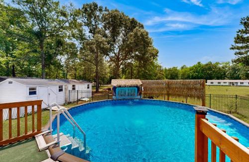 Orangeburg County Casa | Campbell Lake House
