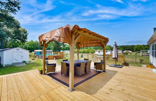 Orangeburg County Casa | Campbell Lake House