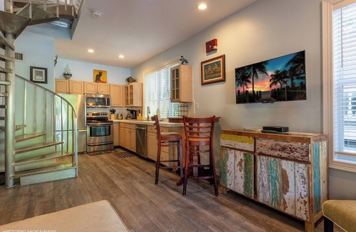 Historic Seaport Casa | Campbell Suite in Key West