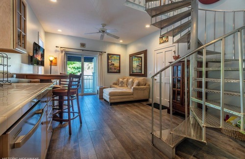 Historic Seaport Casa | Campbell Suite in Key West