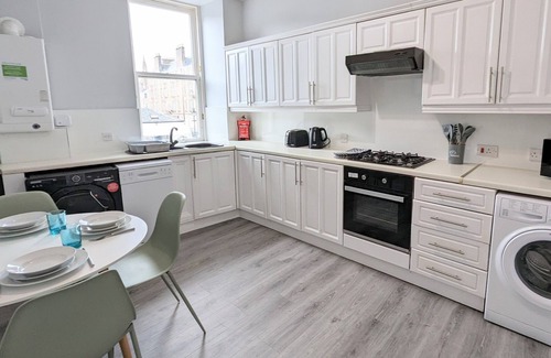 Campbeltown Apartamento | Apartamento-Confortable-Baño Privado-Vista a la Calle