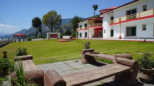 Balakot Cabina | CampClub Balakot - Explore Relax Repeat