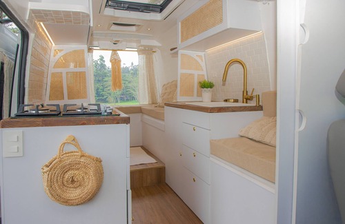 Chico Casa | Campervan Bogota Rolling Suite