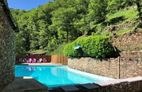 Saint-Constant-Fournoules Casa | Camping 3 étoiles - Piscine - ccafg0d