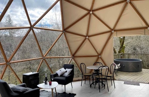 Saint-Constant-Fournoules Casa | Camping 3 étoiles - Piscine - ccafg0d