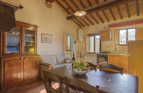 Tavarnelle Val di Pesa Apartamento | Campiglia by Interhome