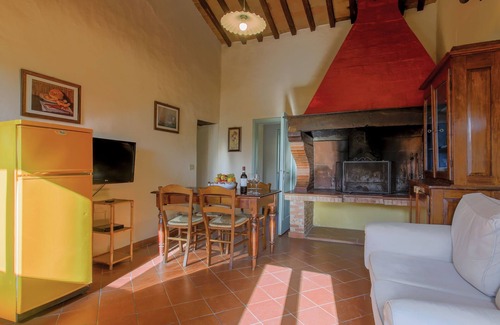 Tavarnelle Val di Pesa Apartamento | Campiglia by Interhome