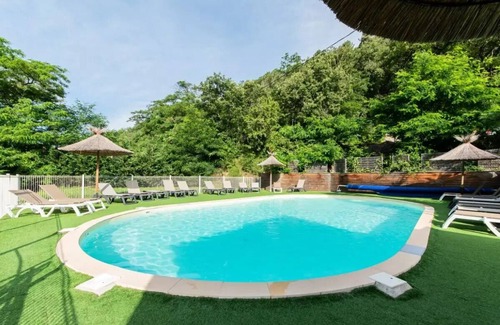 Saint-Vincent-de-Durfort Casa | Camping maeva Escapades Coeur d'Ardèche **** - 3-Room Comfort Chalet for 5 People with Air Conditioning + TV