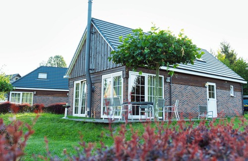Januv Dul Chalet De Esquí | Camping 2000 - Vakantiewoning M