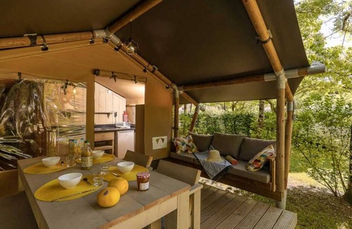 Montpon-Menesterol Casa | Camping 3 étoiles - Piscine - ccbb0id