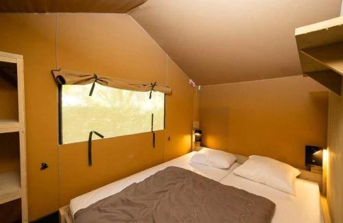Montpon-Menesterol Otro | Camping 3 étoiles - Piscine - ccbb0if