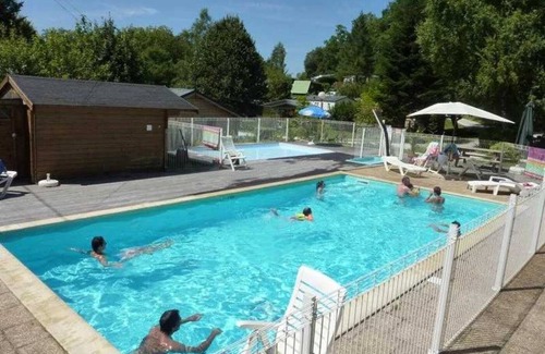 Louvie Juzon Casa | Camping 3 étoiles - Piscine - ccbadde