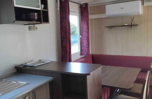 Massillargues-Attuech Casa | Camping 3 étoiles - Piscine - eebica