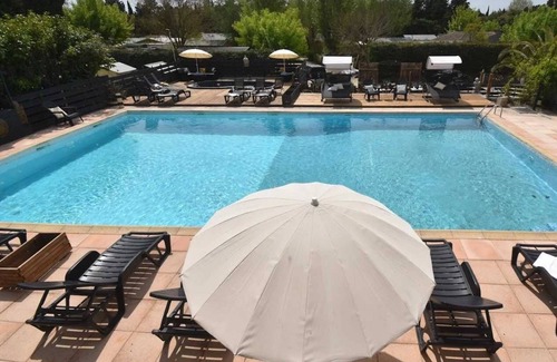 Paluds de Noves Chalet De Esquí | Camping 4 étoiles - Piscine - eehfac