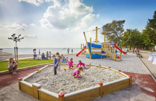 Ankaran Otro | Camping Adria - Glamping Tent