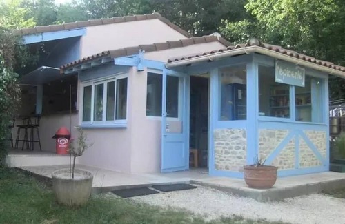Chauffour-sur-Vell Casa | Camping Au Bois Dormant *** - Bungalow de lona 3 habitaciones 5 personas sin baño