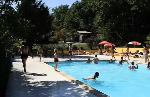 Chauffour-sur-Vell Casa | Camping Au Bois Dormant *** - Bungalow de lona 3 habitaciones 5 personas sin baño