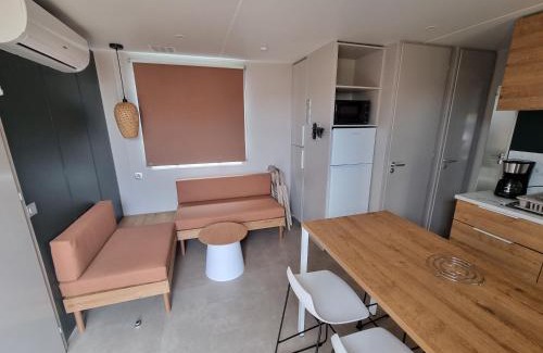 Sete Apartamento | Camping au bord mer le Castellas
