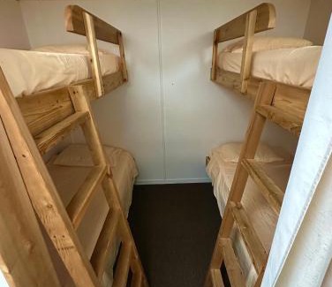 Henryville Apartamento | Camping Bomont