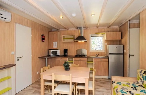 Bonifacio Chalet De Esquí | Camping Campo Di Liccia *** - Chalet climatizado de 4 habitaciones para 4/6 personas