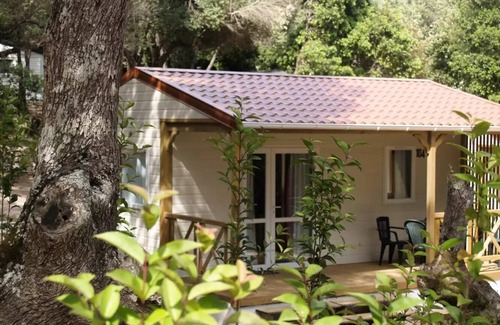 Bonifacio Chalet De Esquí | Camping Campo Di Liccia *** - Chalet climatizado de 4 habitaciones para 4/6 personas