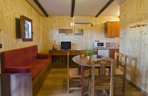 La Carlota Alquiler De RV | Camping Carlos III