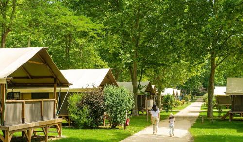 Chateauneuf-de-Galaure Otro | Camping Château de Galaure