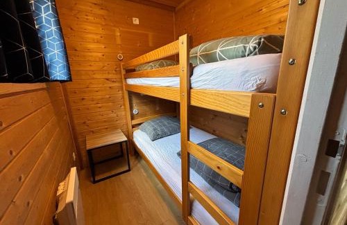Saint-Bonnet-de-Condat Otro | Camping & Chalets La Santoire