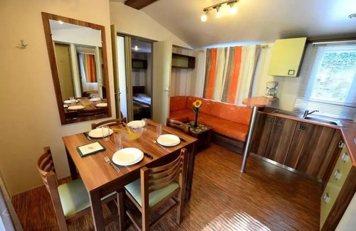 Saint-Rome-de-Tarn Casa | Camping de la Cascade **** - Super Cordelia Mobil-home 32m2 - 3 bedrooms - 5/6 pers. - Television (sam./sam. July and August ) 6 persons