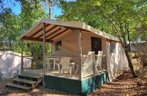 Salles Otro | Camping des Bastides