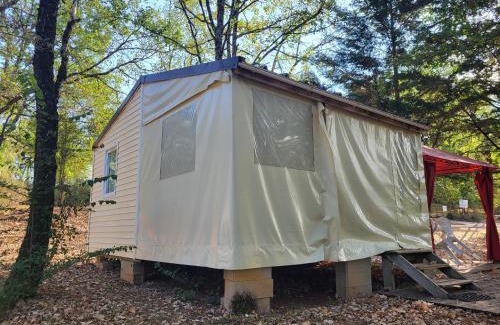 Salles Otro | Camping des Bastides