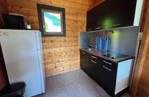 Saint-Pardoux Alquiler De RV | Camping du Lac de Saint-Pardoux