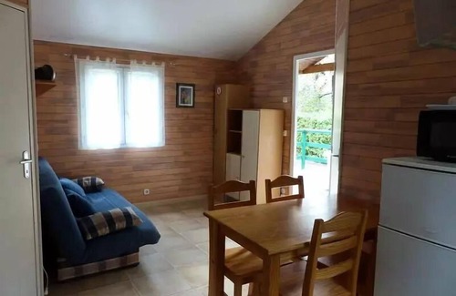 Brousses-et-Villaret Chalet De Esquí | Camping Le Martinet Rouge *** - Chalet 3 Habitaciones 6 Personas