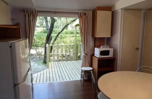 Brousses-et-Villaret Casa | Camping Le Martinet Rouge *** - Casa móvil 4 Habitaciones 6 Personas