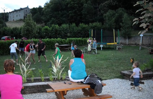 Saint-Jean-du-Bruel Casa | Camping La Dourbie **** - Cabaña 4 Personas Sin Instalaciones Sanitarias
