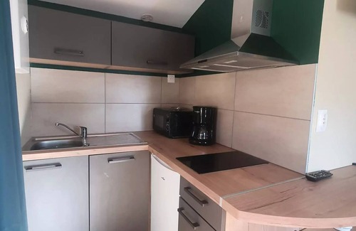 Cenac-et-Saint-Julien Villa | Camping Romanée Le Lou Castel**** - PREMIUM cottage - 2 bedrooms 4 people