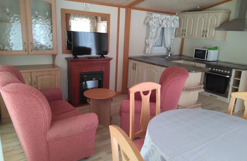 Burgos Alquiler De RV | Camping Fuentes Blancas