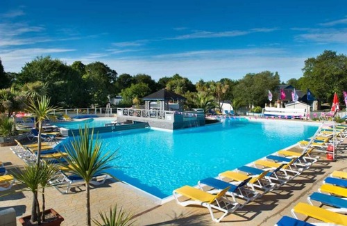 Tregunc Casa | Camping - Funpass inclus - Piscine - ccaefia