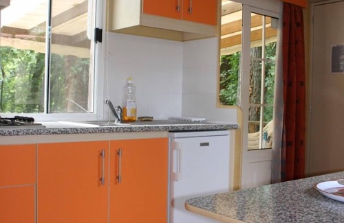 Les Pradeaux Alquiler De RV | Camping La Grange Fort