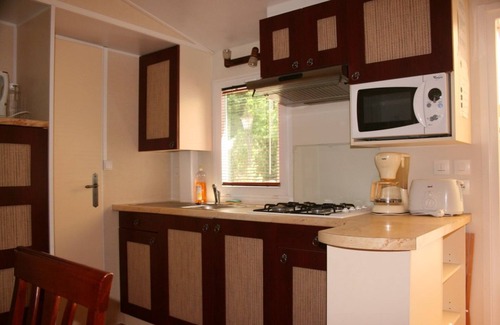 Les Pradeaux Alquiler De RV | Camping La Grange Fort