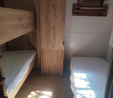 Chambonas Chalet De Esquí | Camping la Surre