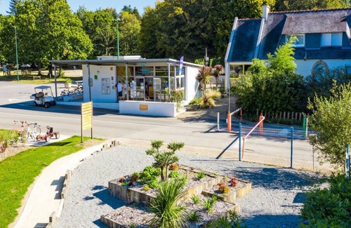 Saint-Yvi Casa | Camping Le Bois de Pleuven **** - Mobi Home Classic 3 habitaciones 6 personas