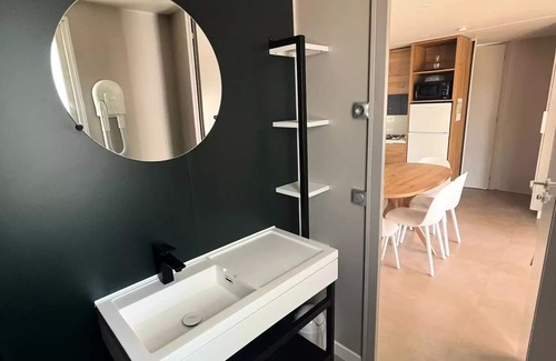 Canet-de-Salars Casa | Camping Le Caussanel* - Premium Loft 36m² - Air conditioning - TV 6 people