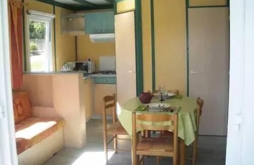 Saint-Nicolas des Eaux Chalet De Esquí | Camping Le Clos Blavet *** - Chalet Canelle 3 Habitaciones 4 Personas